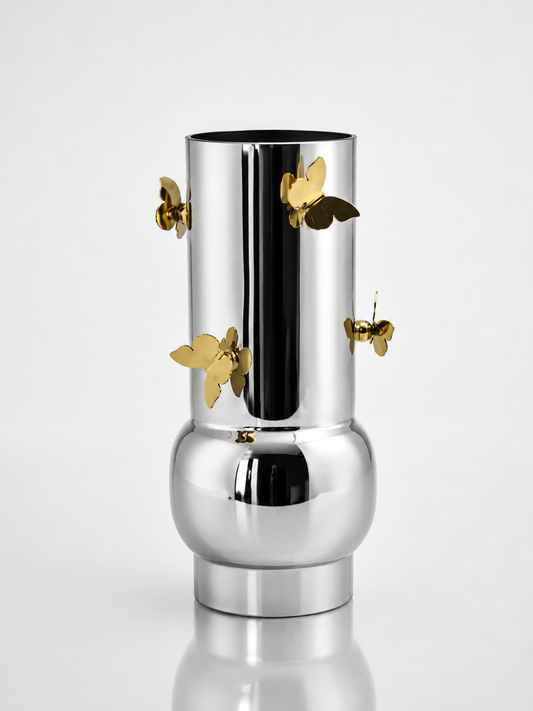 Elara Vase